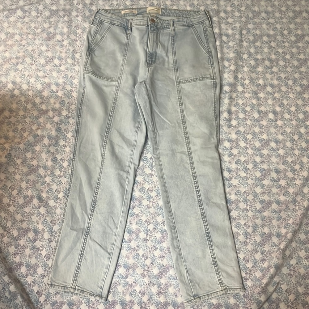 Universal Thread High Rise Slim Straight